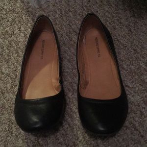 Mossimo Flats